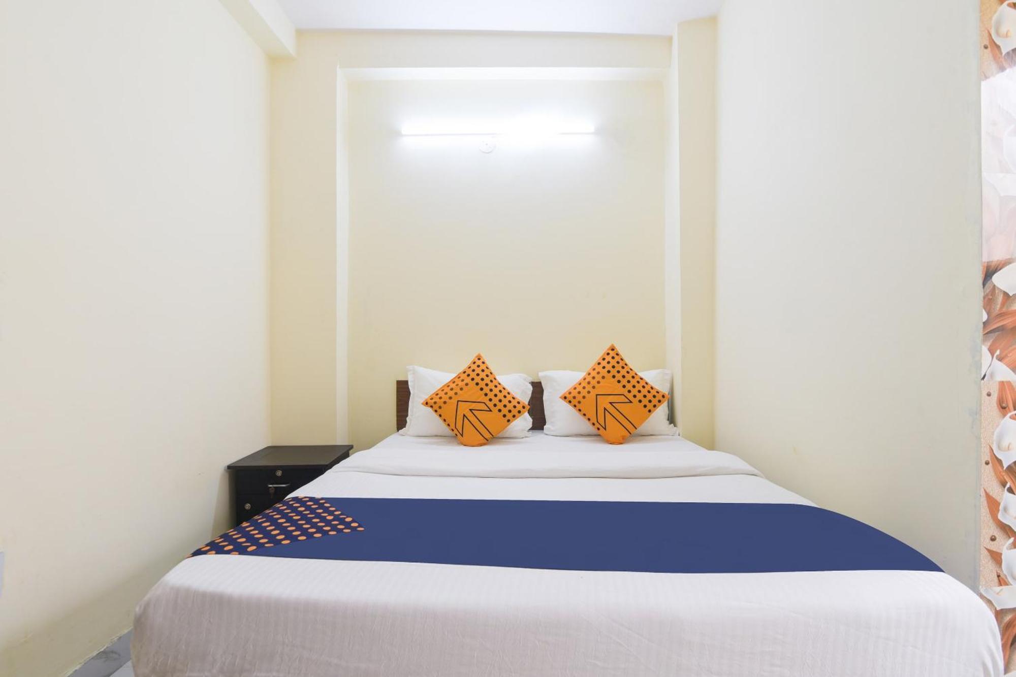Spot On Sangam Palace Нью-Дели Экстерьер фото